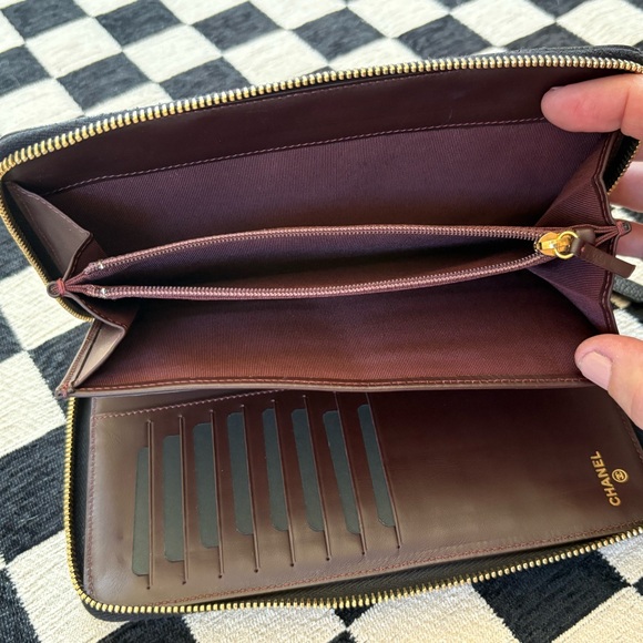 CHANEL Quilted Caviar Organizer Wallet - Picture 8 of 16
